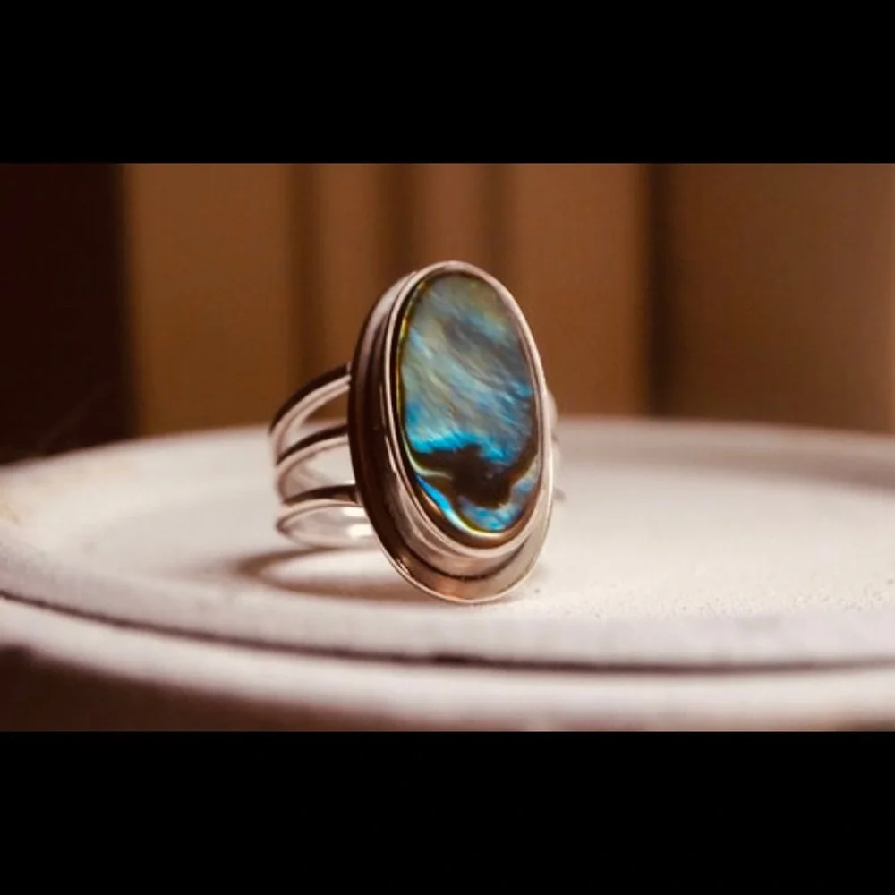 ❤️SOLD❤️Abalone Shell statement ring - Picture 5 of 8